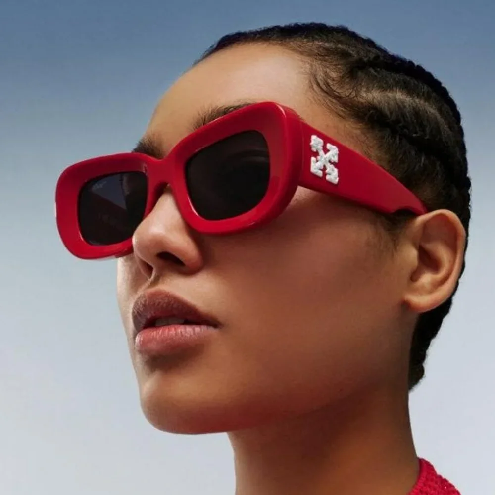 Off-White CARRARA 507 BRAND NEW Sunglasses Red Dark Grey Unisex Rectangular